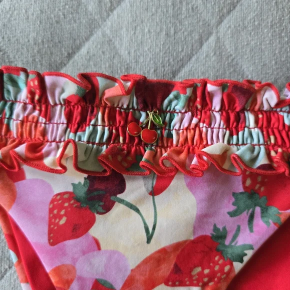 For Love and Lemons Keely Bikini Bottoms Size Small Fruit Cherry Strawberry - Picture 3 of 7